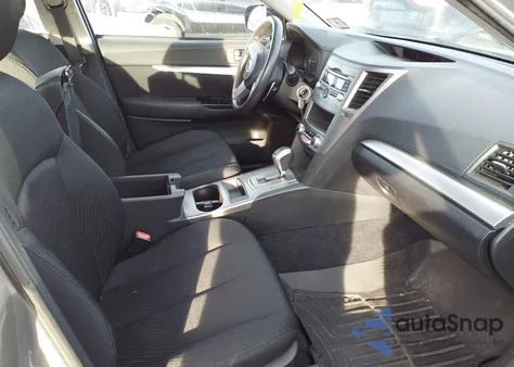 2011 Subaru Outback 2.5I z USA, uszkodzony, nr VIN 4S4BRBAC9B3390693